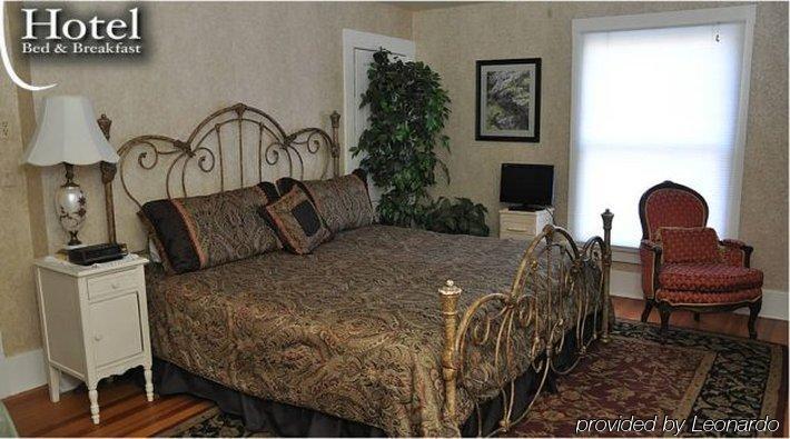 Avenue Hotel Bed And Breakfast Маниту-Спрингс Номер фото